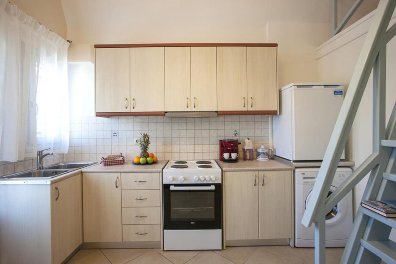 Santorini Med Homes - Sunday Apartment 메사리아 외부 사진